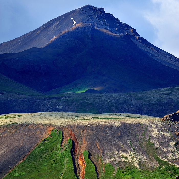 G91_6557_Thingvallavatn_lavove_pohori.jpg